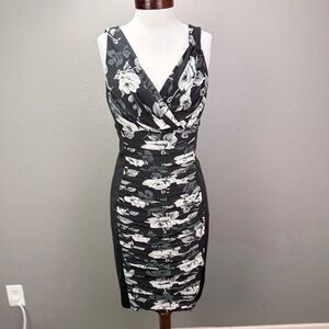 White House Black Market Instantly Slimming black floral ruched dress Sz 10